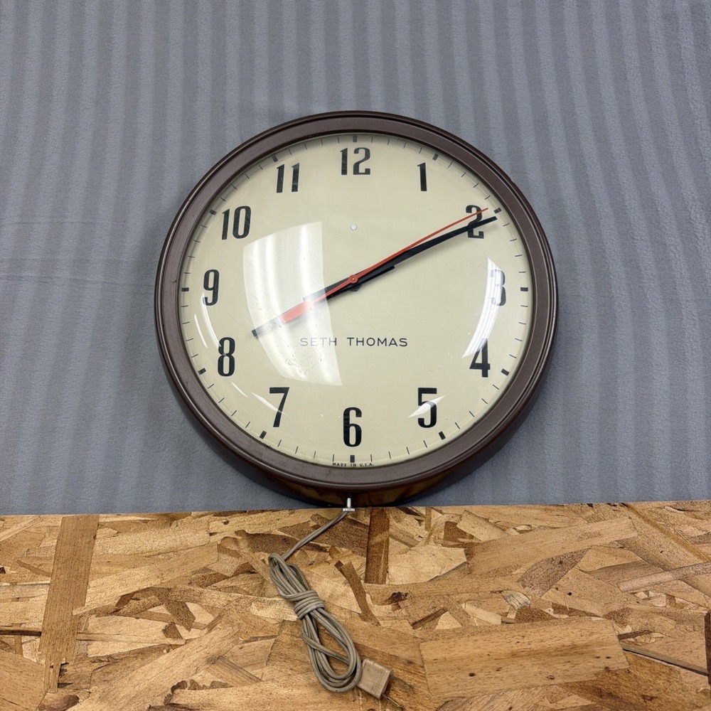 Vintage 14" Seth Thomas Bubble Face Metal Electric School Wall Clock Working USA